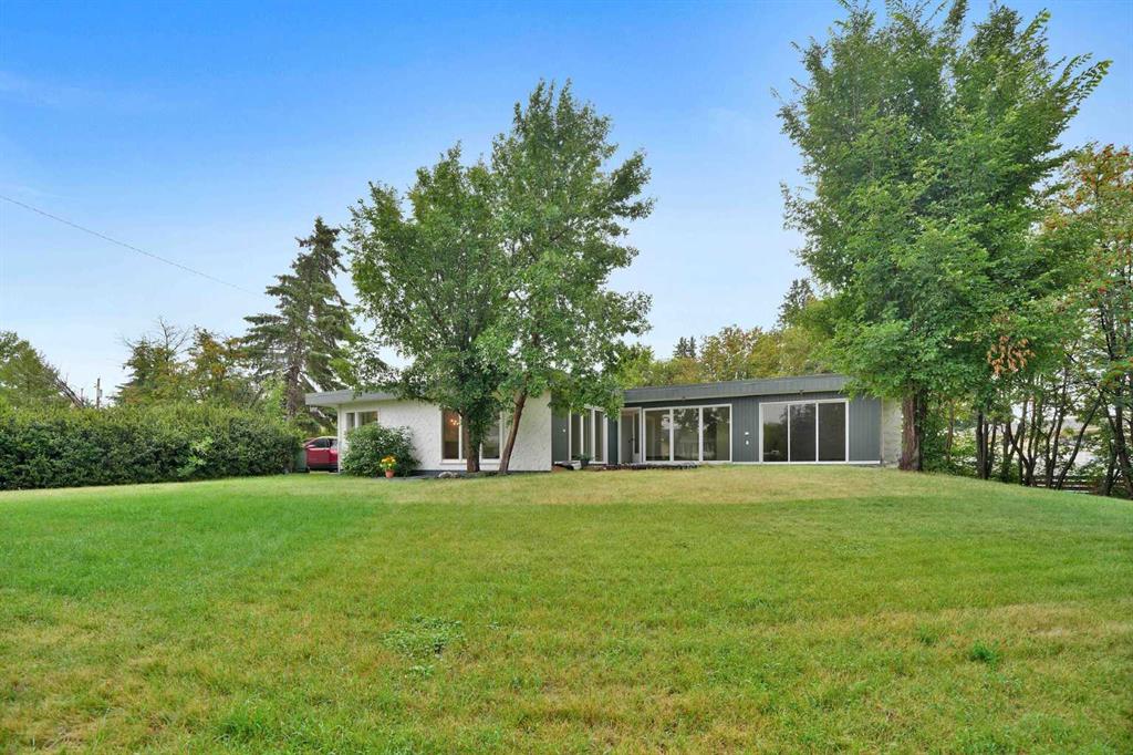 Picture of 5009 41 Street Close , Innisfail Real Estate Listing