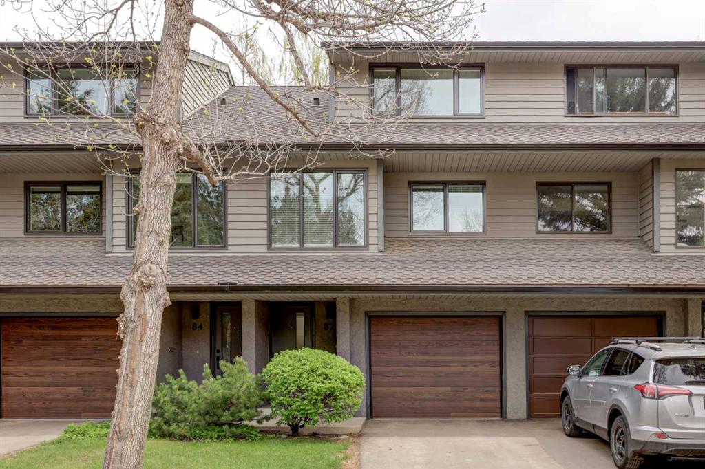 Picture of 82 Point Drive NW, Calgary Real Estate Listing