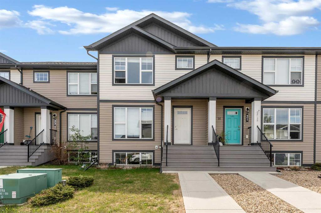 Picture of 22 Hawthorn Place , Sylvan Lake Real Estate Listing