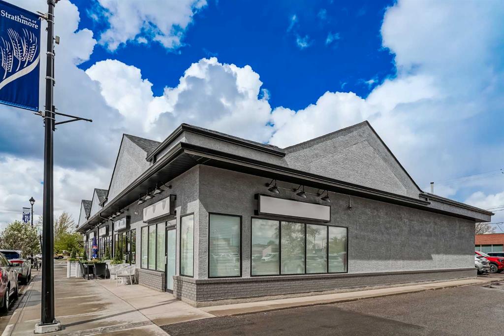 Picture of 228 3 Avenue , Strathmore Real Estate Listing