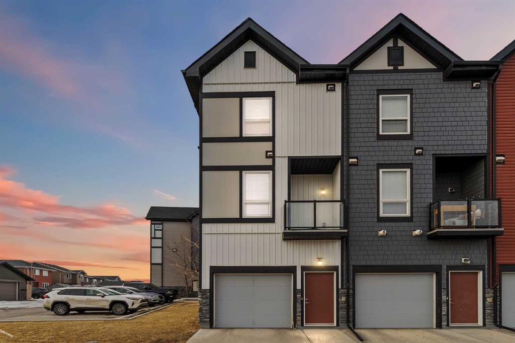 Picture of 402, 11 Evanscrest Mews NW, Calgary Real Estate Listing