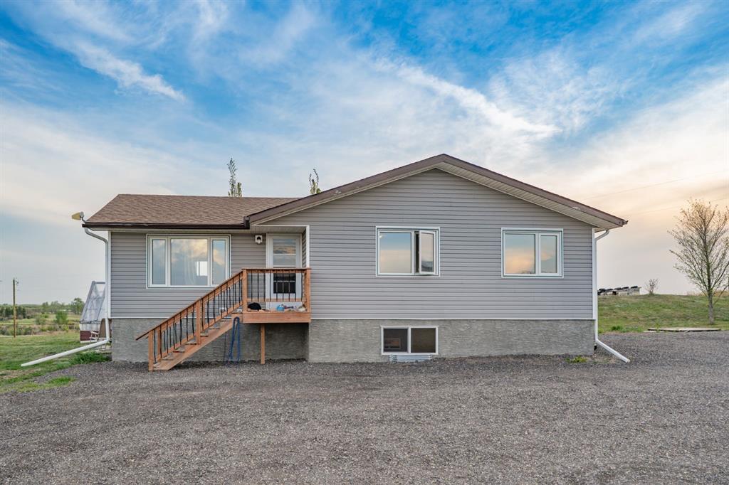 Picture of 253047 Range Road 253  , Rural Wheatland County Real Estate Listing