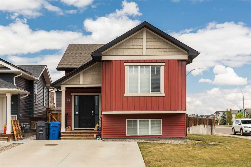Picture of 247 Blackwolf Way N, Lethbridge Real Estate Listing