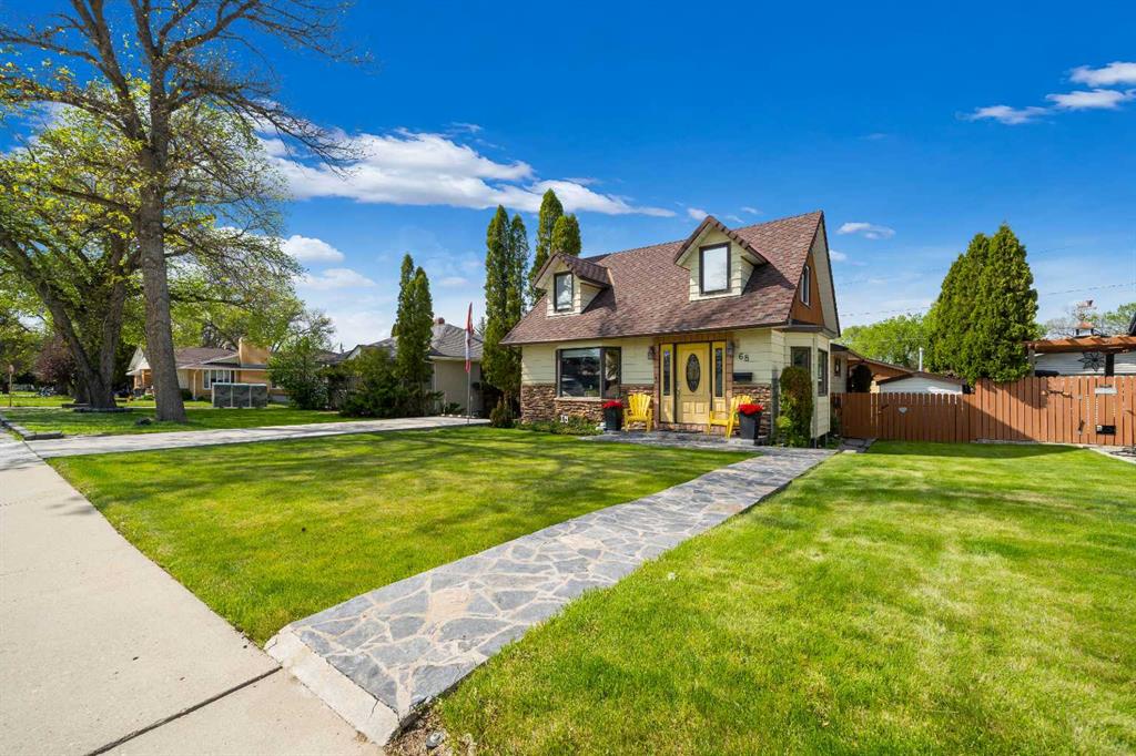 Picture of 68 10 Street SW, Medicine Hat Real Estate Listing
