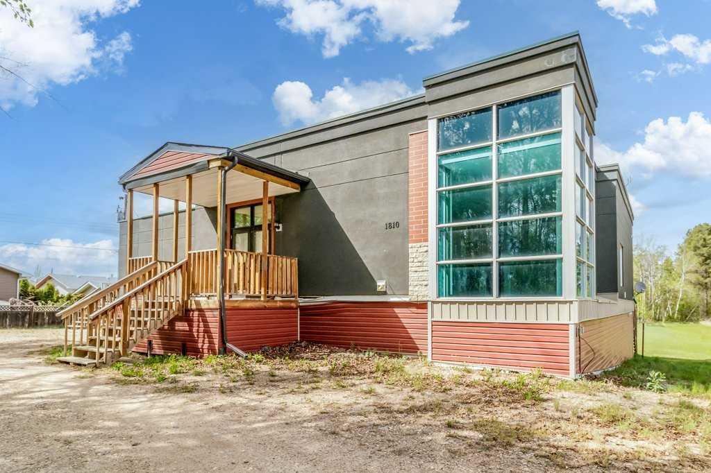 Picture of 1810 25 Avenue , Delburne Real Estate Listing