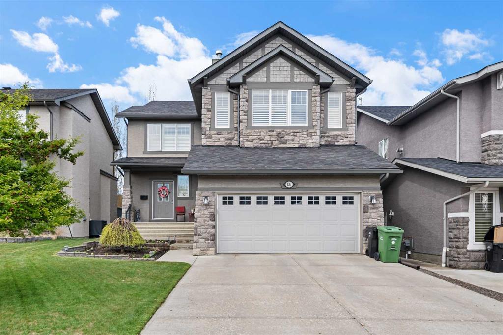 Picture of 124 Evergreen Circle SW, Calgary Real Estate Listing