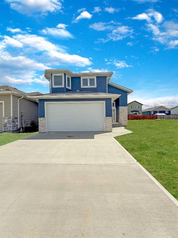 Picture of 236 Greenwood Road , Coalhurst Real Estate Listing