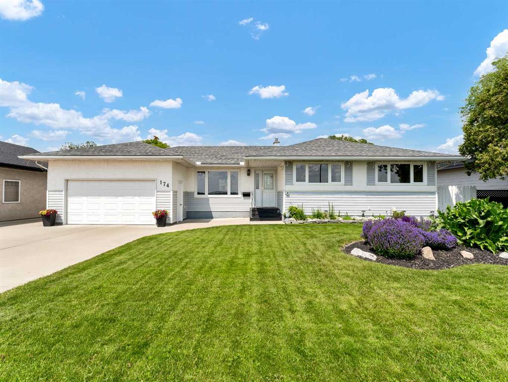 Picture of 174 McCutcheon Drive NW, Medicine Hat Real Estate Listing