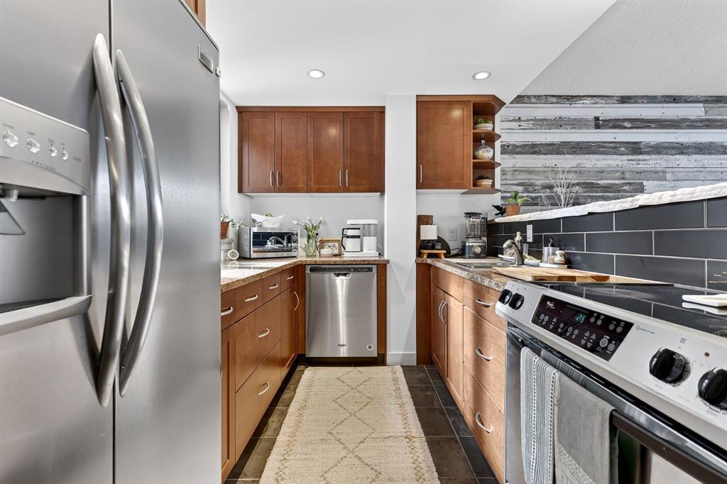 Picture of 401, 3316 Rideau Place SW, Calgary Real Estate Listing