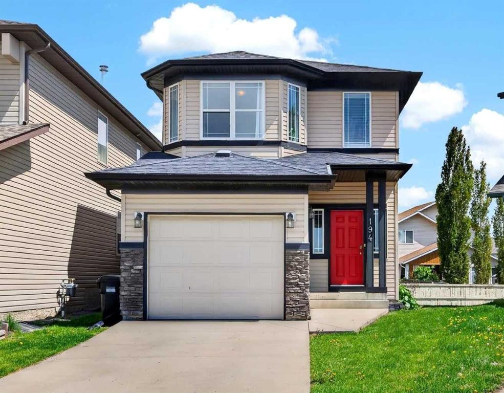 Picture of 194 Everoak Gardens SW, Calgary Real Estate Listing