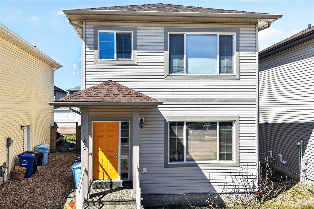 Picture of 128 Juniper Street , Fort McMurray Real Estate Listing