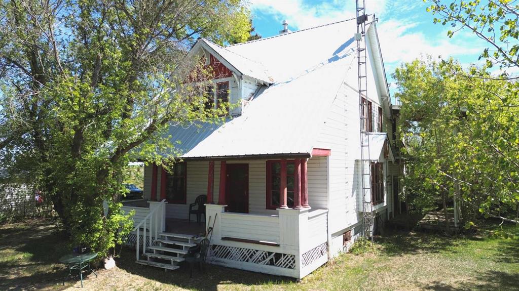 Picture of 41004 Range Road 215  , Rural Lacombe County Real Estate Listing