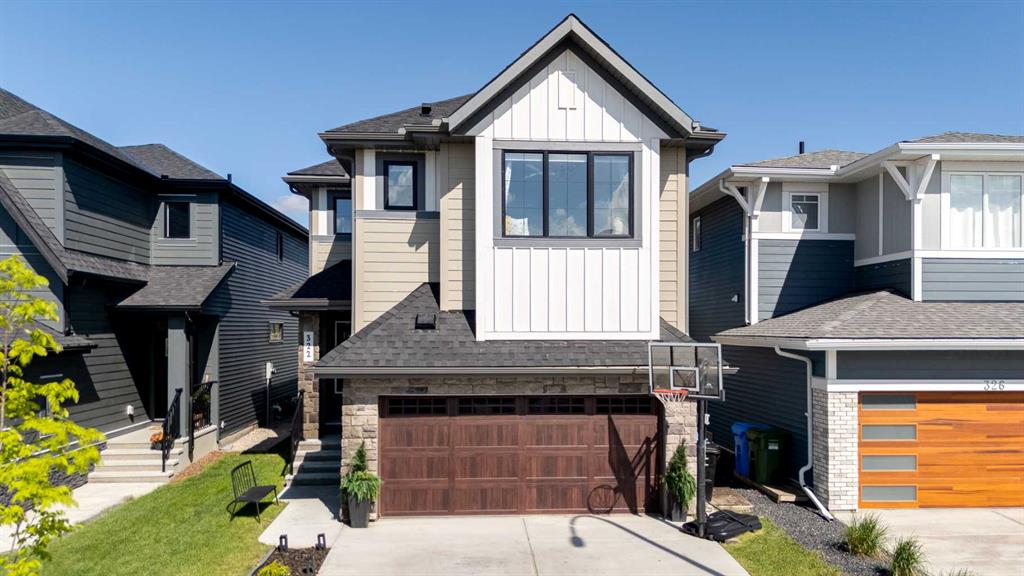 Picture of 322 Creekstone Way SW, Calgary Real Estate Listing