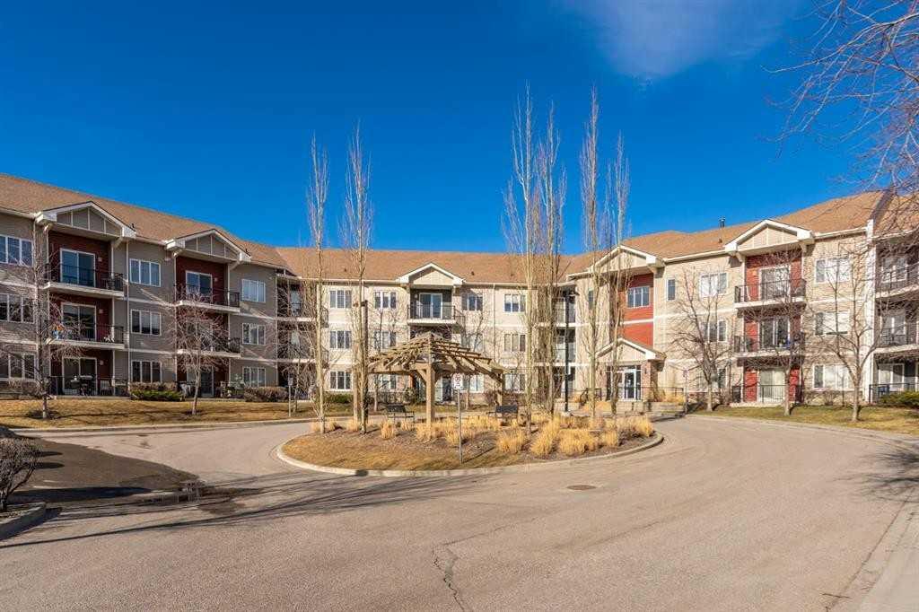 Picture of 1218, 1540 Sherwood Boulevard NW, Calgary Real Estate Listing