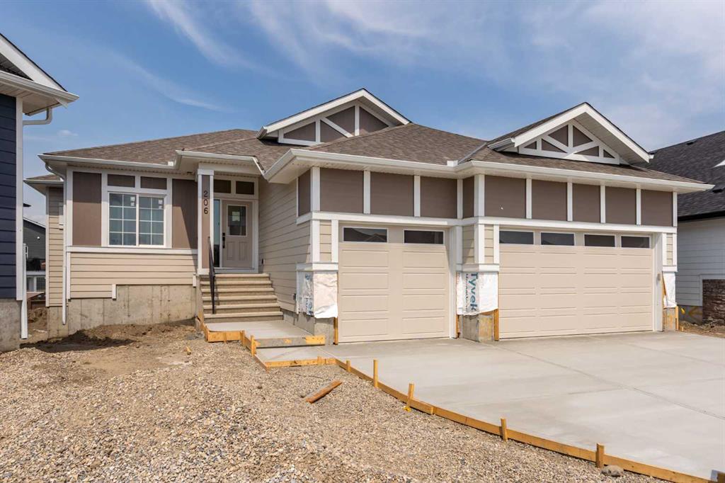 Picture of 206 Monterey Bay SE, High River Real Estate Listing