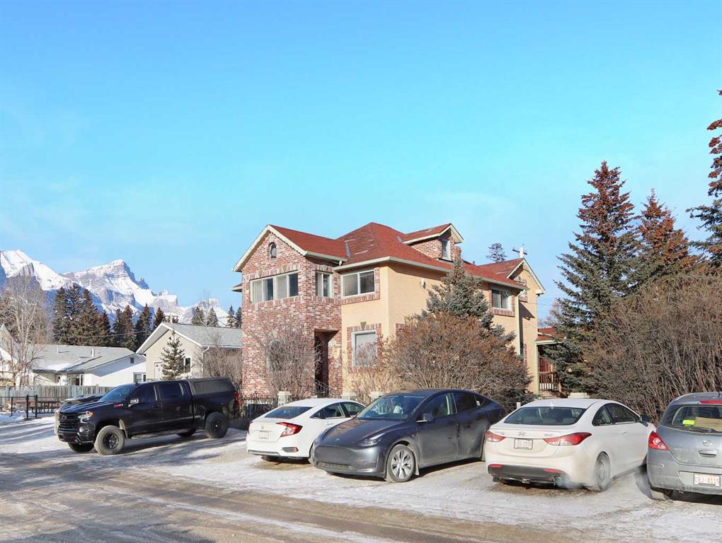 Picture of 910 Main Street , Canmore Real Estate Listing