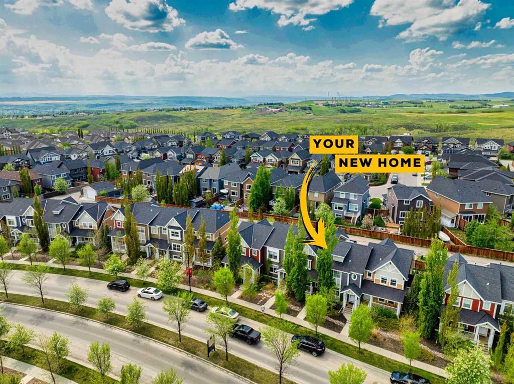 Picture of 79 Sunset Road , Cochrane Real Estate Listing