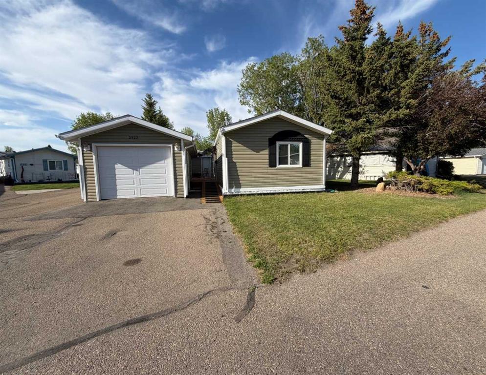 Picture of 2923 31 Avenue S, Lethbridge Real Estate Listing