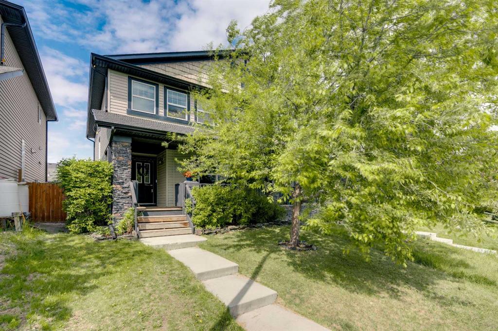 Picture of 91 Panora Square NW, Calgary Real Estate Listing