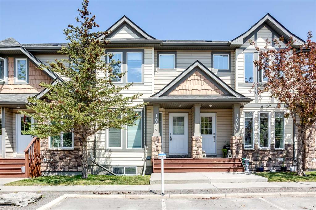 Picture of 1004, 2445 Kingsland Road SE, Airdrie Real Estate Listing