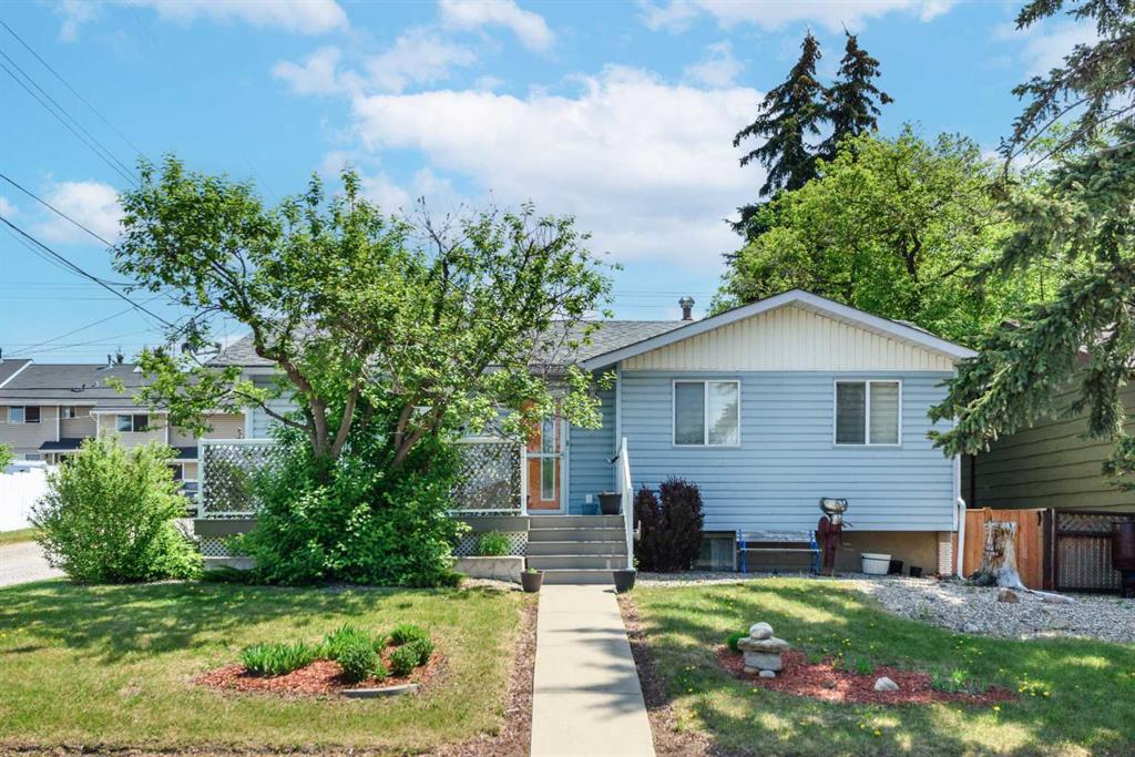 Picture of 208 Van Horne Crescent NE, Calgary Real Estate Listing
