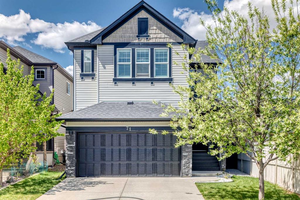 Picture of 71 Hillcrest Street SW, Airdrie Real Estate Listing