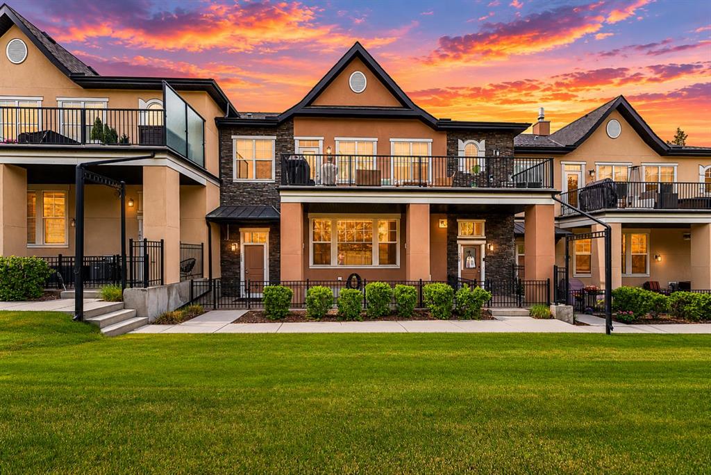 Picture of 165 Cranbrook Villas SE, Calgary Real Estate Listing