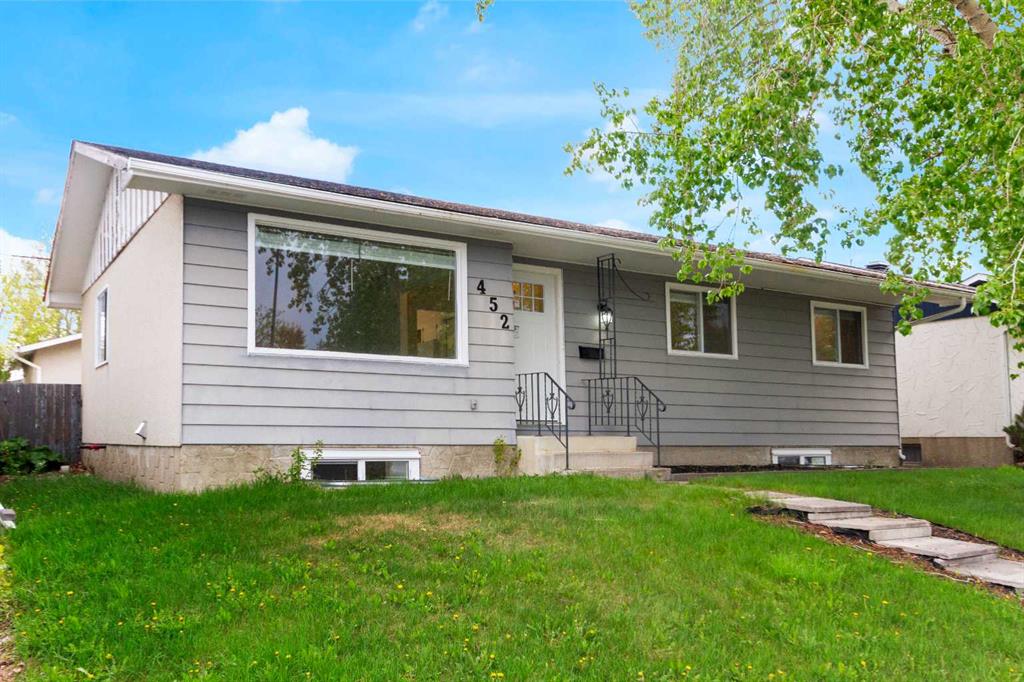 Picture of 452 Queen Alexandra Way SE, Calgary Real Estate Listing