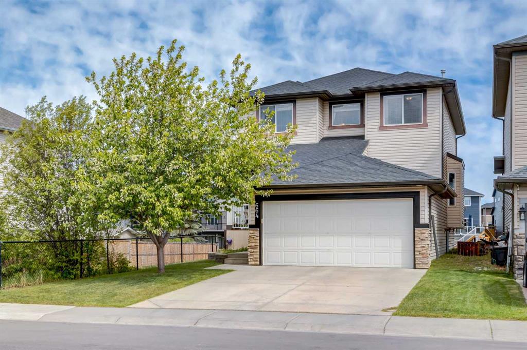 Picture of 664 Luxstone Landing SW, Airdrie Real Estate Listing