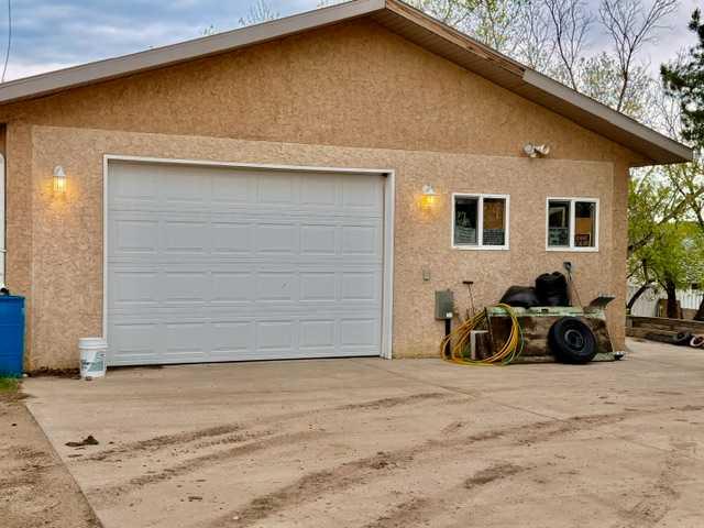 Picture of 5116 48 Street , Hardisty Real Estate Listing