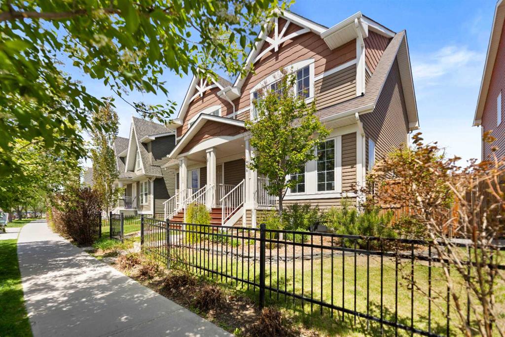 Picture of 456 Auburn Bay Avenue SE, Calgary Real Estate Listing