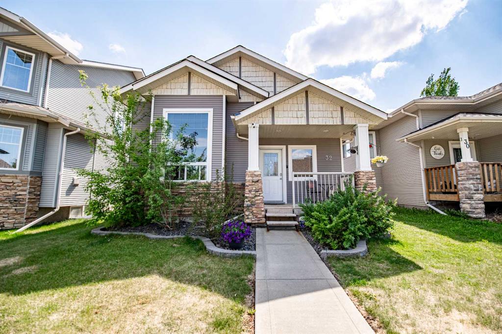 Picture of 32 Reynolds Road , Sylvan Lake Real Estate Listing