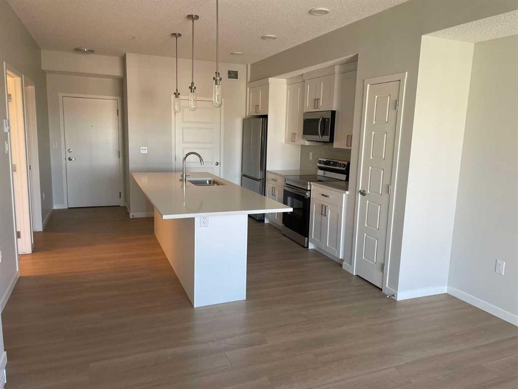 Picture of 417, 80 Carrington Plaza NW, Calgary Real Estate Listing