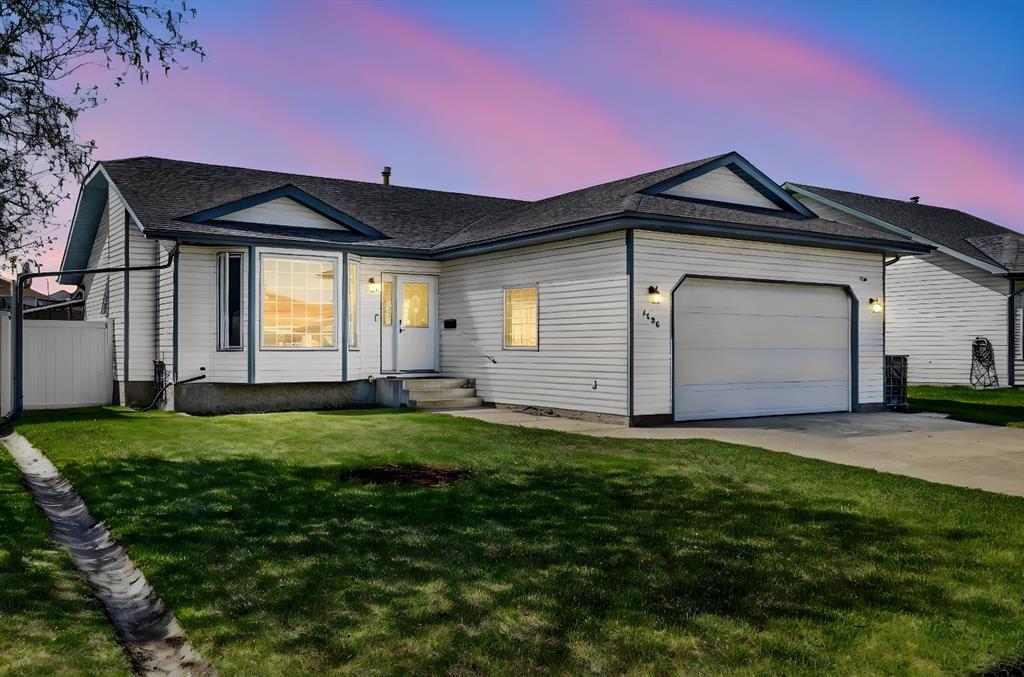 Picture of 4406 48 Street , Innisfail Real Estate Listing