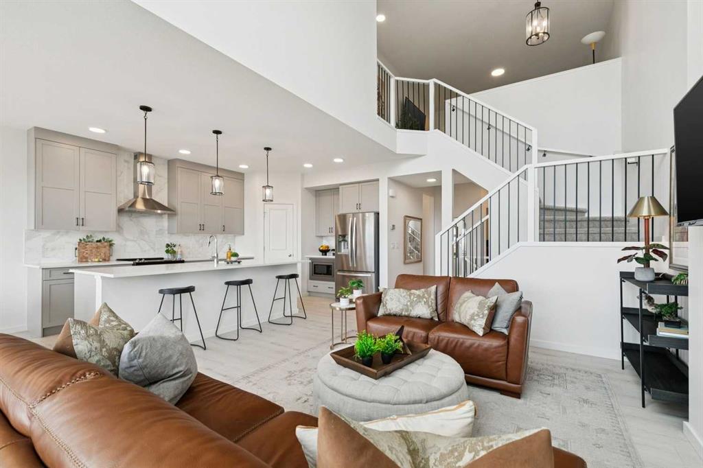 Picture of 820 Langholm Drive SE, Airdrie Real Estate Listing