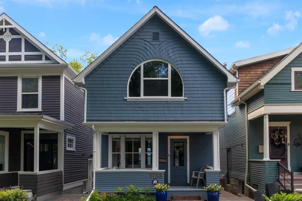 Picture of 1733 13 Avenue SW, Calgary Real Estate Listing