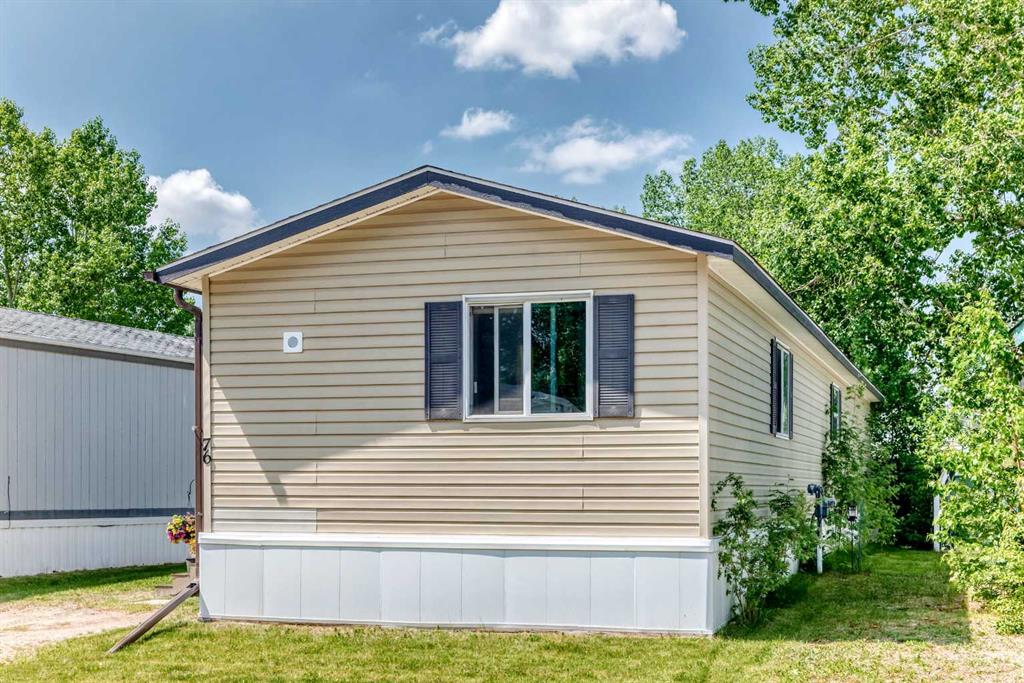 Picture of 76 Westwood Court , Innisfail Real Estate Listing