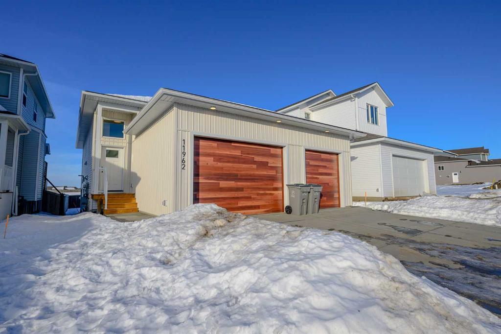 Picture of 1, 11962 81 Avenue , Grande Prairie Real Estate Listing