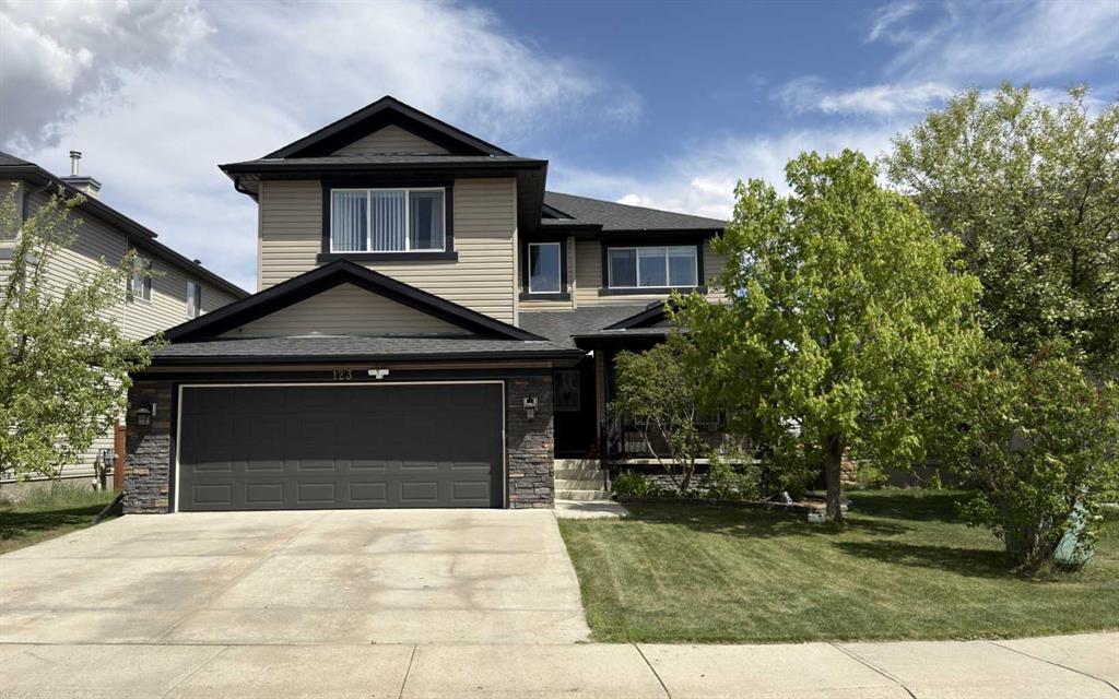 Picture of 123 Hawkmere View , Chestermere Real Estate Listing