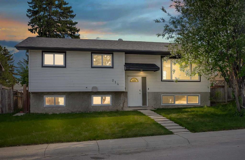 Picture of 214 Rundleview Close NE, Calgary Real Estate Listing