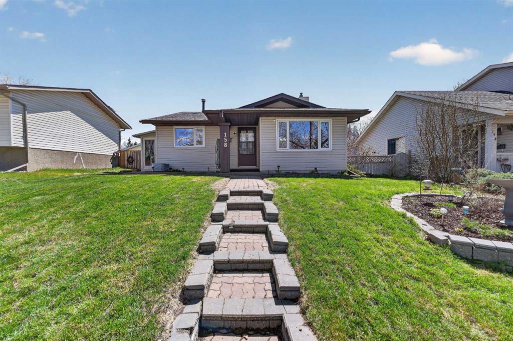 Picture of 158 Ranch Glen Drive NW, Calgary Real Estate Listing