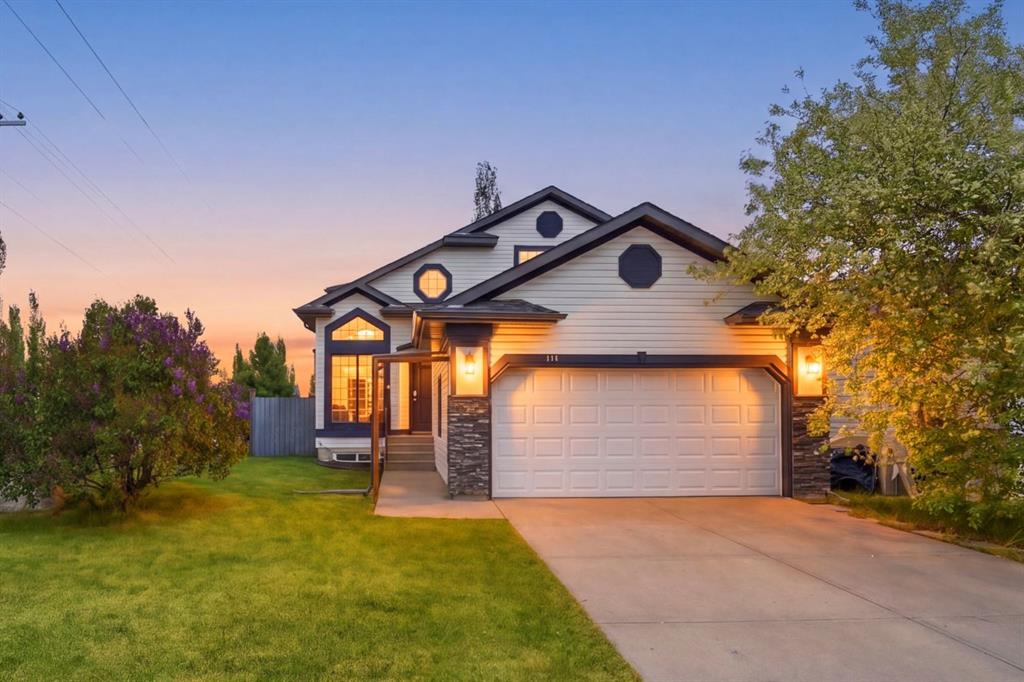Picture of 158 Shawbrooke Green SW, Calgary Real Estate Listing