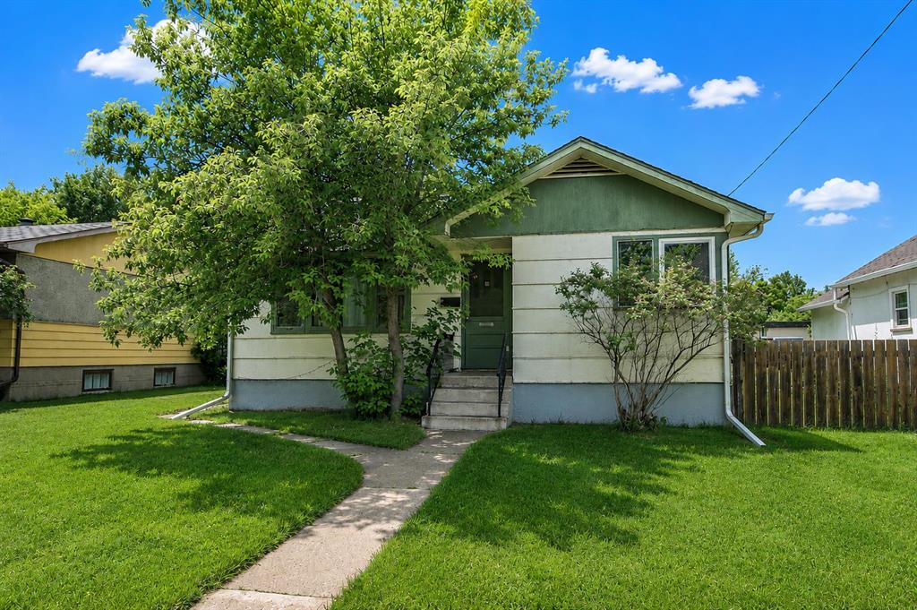 Picture of 3506 51 Avenue , Red Deer Real Estate Listing