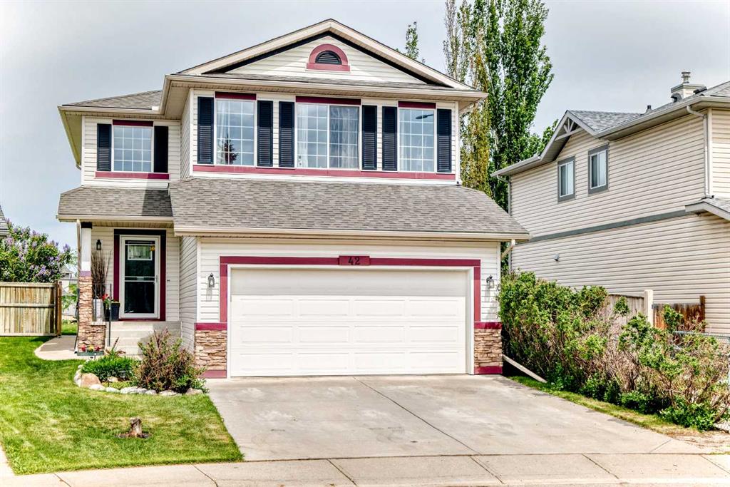 Picture of 42 Chapalina Park Crescent SE, Calgary Real Estate Listing