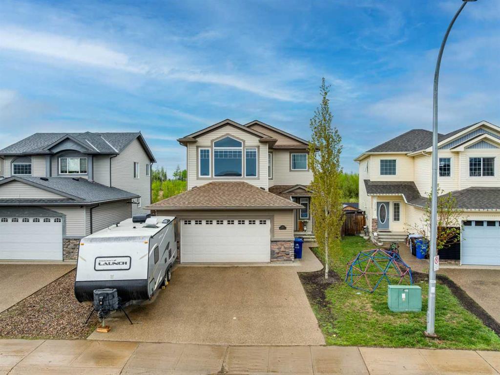 Picture of 377 Walnut Crescent , Fort McMurray Real Estate Listing
