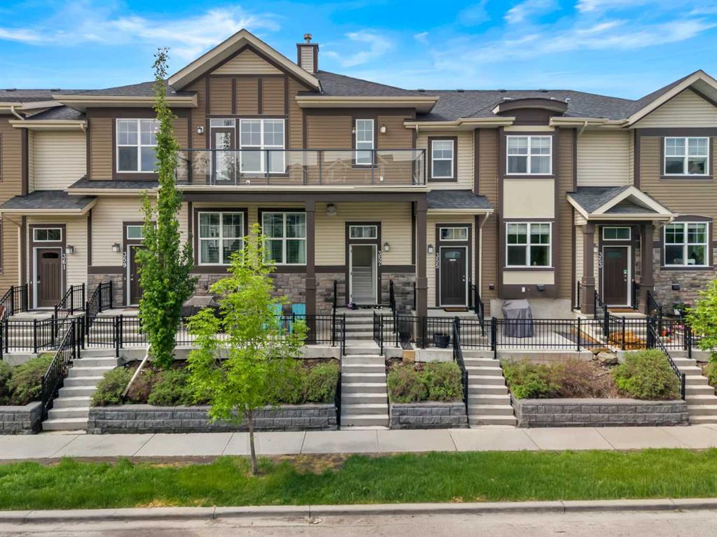 Picture of 357 Mckenzie Towne Gate SE, Calgary Real Estate Listing