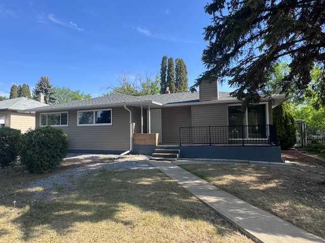 Picture of 508 2 Avenue W, Brooks Real Estate Listing