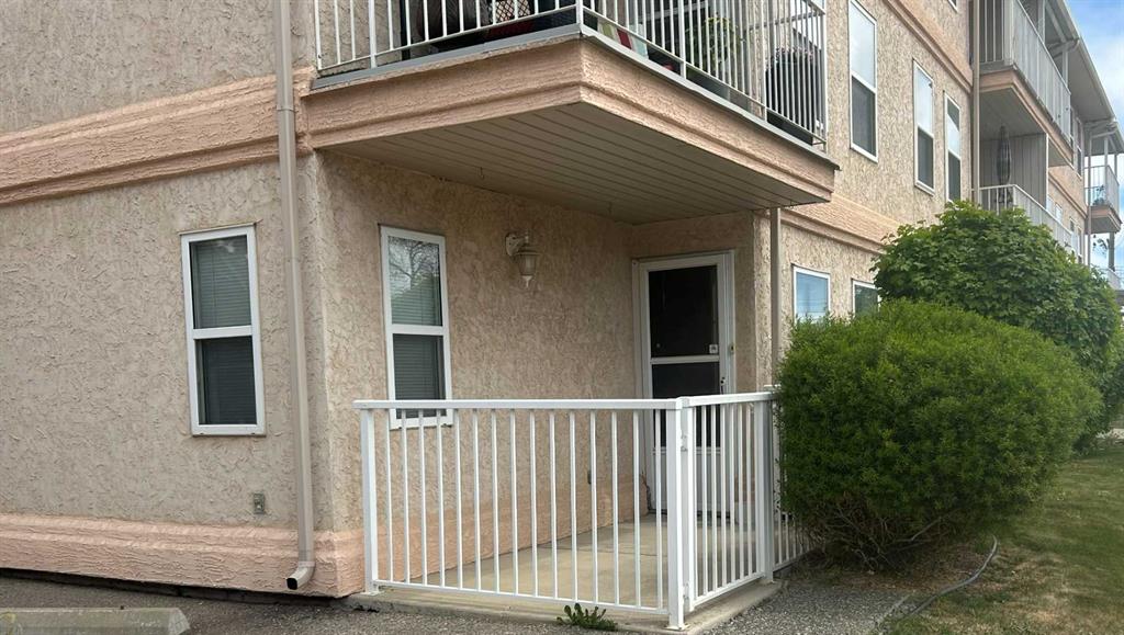 Picture of 102, 5026 49 Street , Olds Real Estate Listing