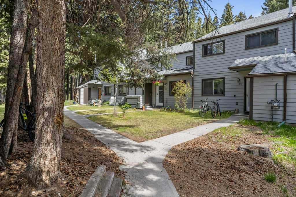 Picture of 515 Spruce Street , Banff Real Estate Listing
