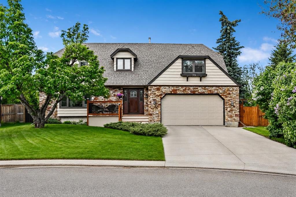 Picture of 39 Canova Close SW, Calgary Real Estate Listing